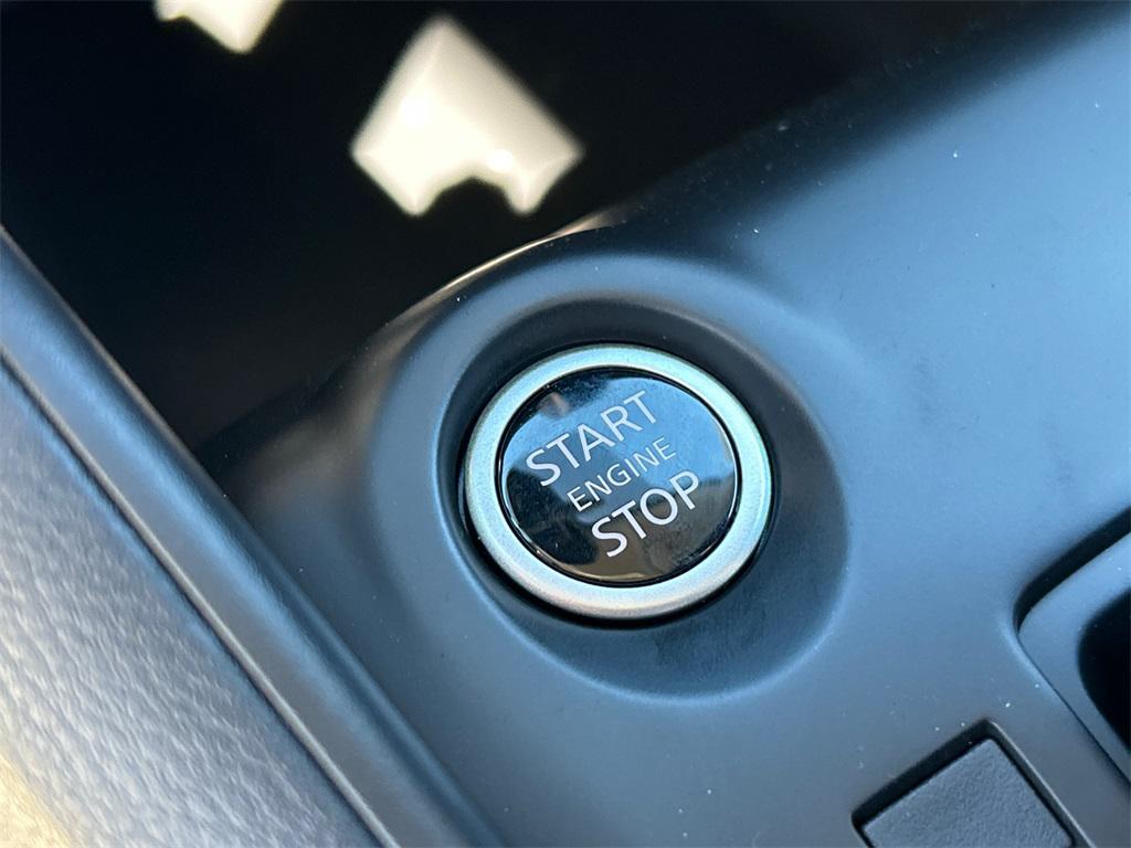 new 2025 Nissan Kicks car, priced at $22,599