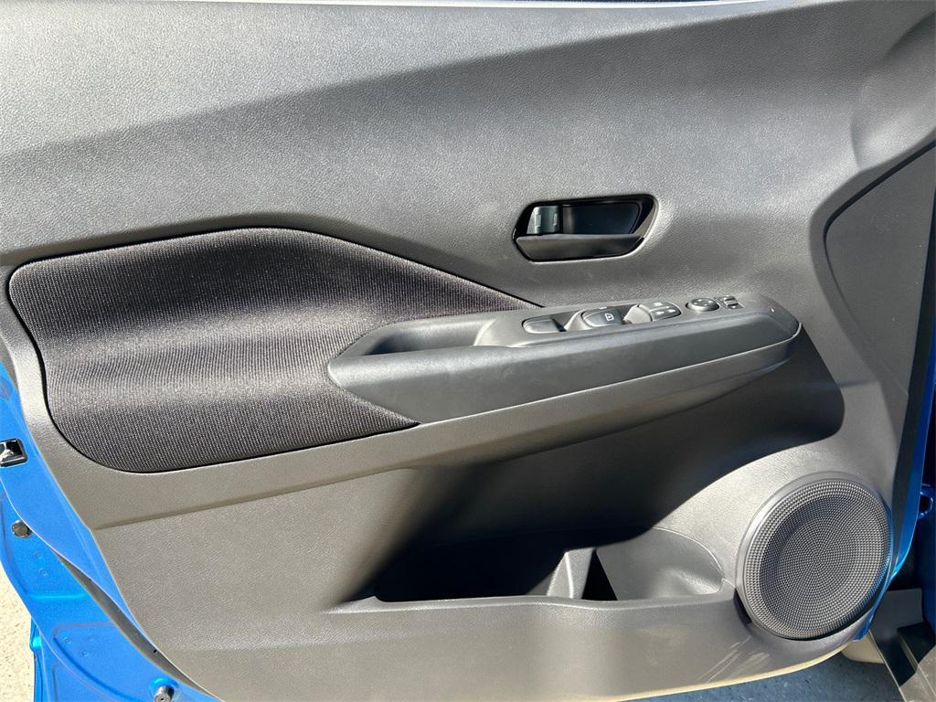 new 2025 Nissan Kicks car, priced at $22,599