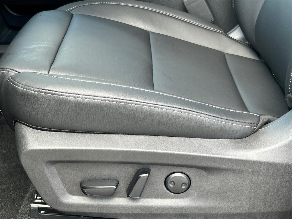 new 2025 Nissan Murano car, priced at $36,999