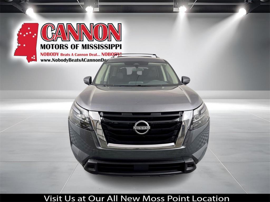 new 2025 Nissan Pathfinder car, priced at $38,382