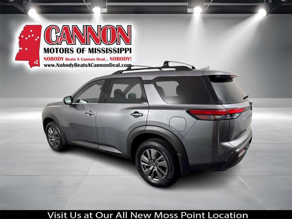 new 2025 Nissan Pathfinder car, priced at $38,382