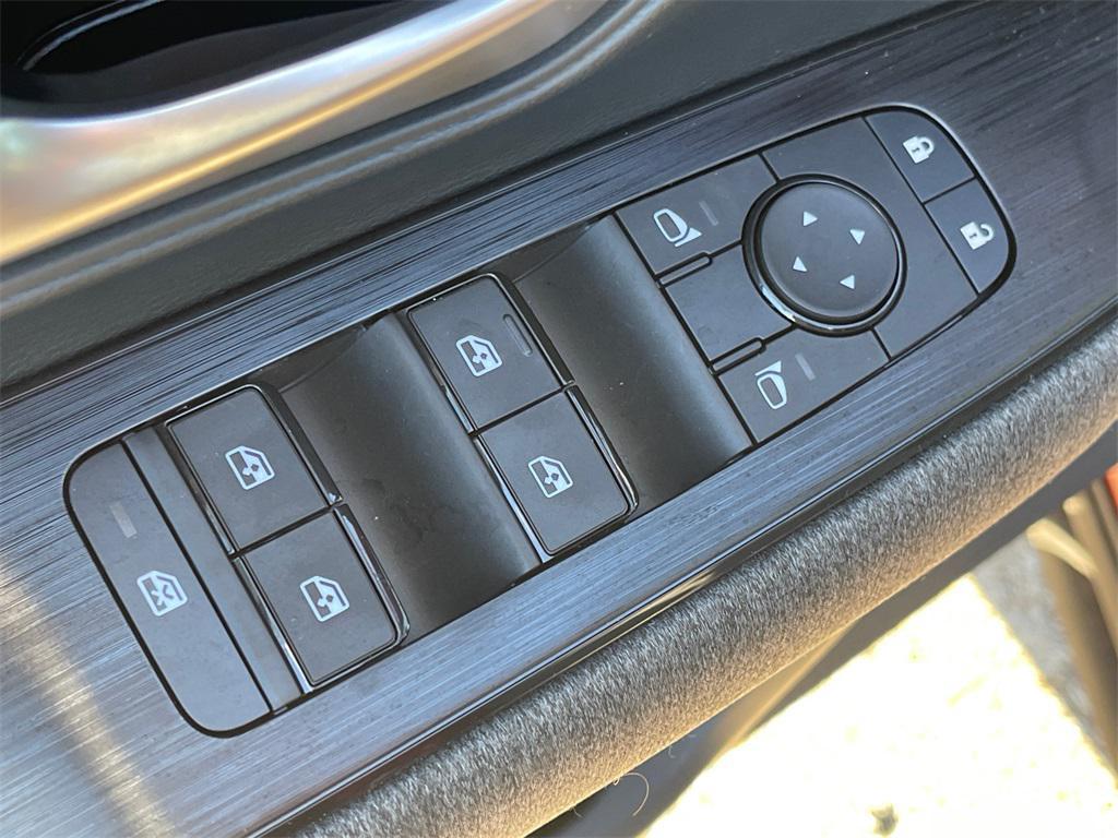 new 2025 Nissan Kicks car, priced at $24,599