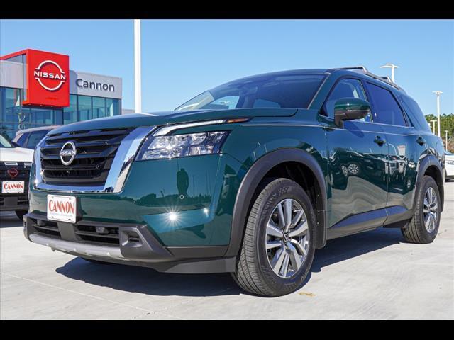 new 2025 Nissan Pathfinder car, priced at $45,700