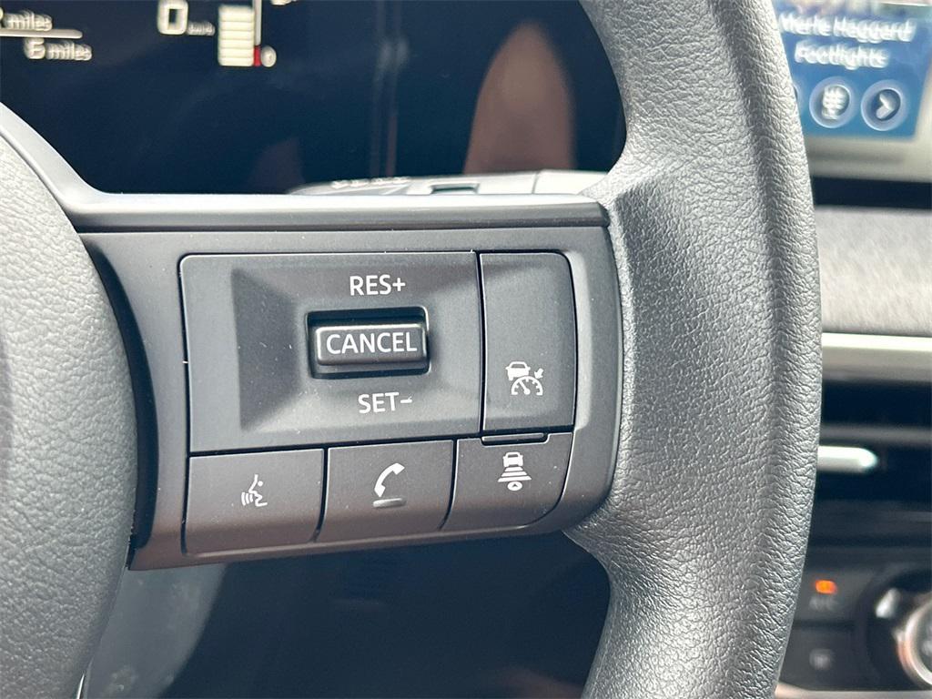 new 2025 Nissan Kicks car, priced at $25,299