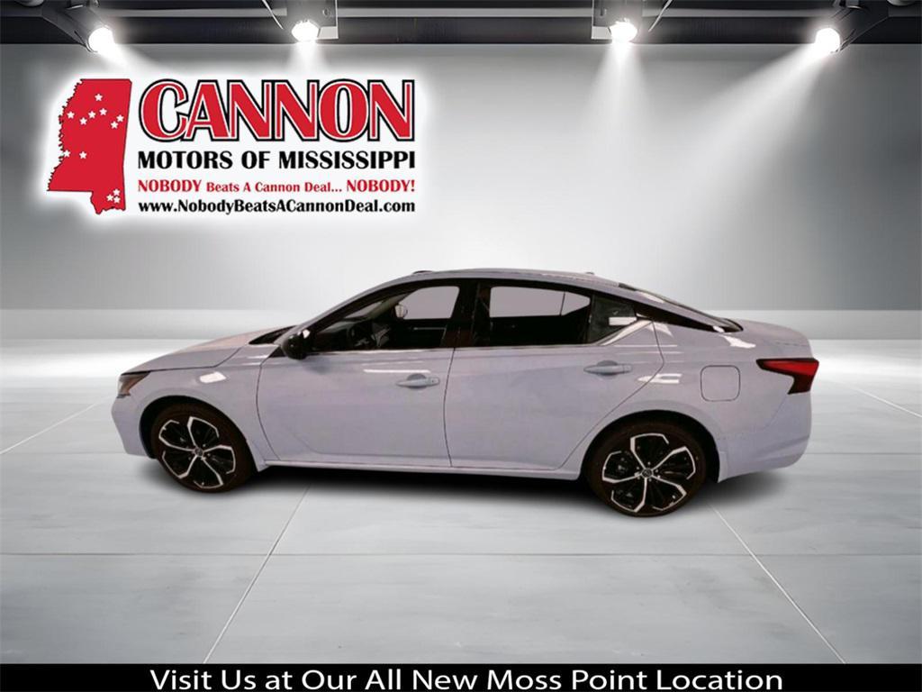new 2025 Nissan Altima car, priced at $32,164