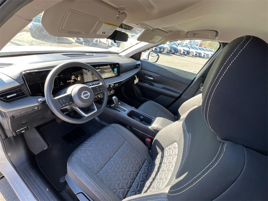 new 2025 Nissan Kicks car, priced at $25,520