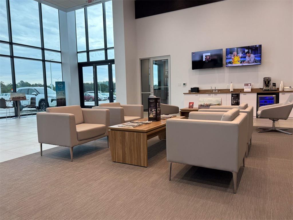 used 2018 Ford F-150 car, priced at $36,672