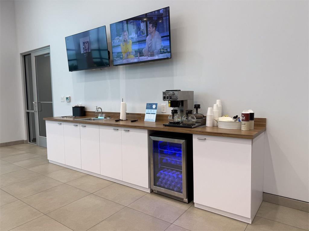 used 2018 Ford F-150 car, priced at $36,672