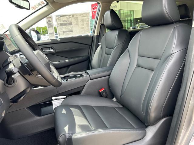 new 2025 Nissan Rogue car, priced at $40,206