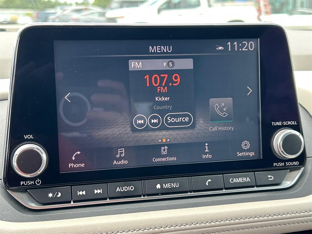 used 2021 Nissan Rogue car, priced at $21,156