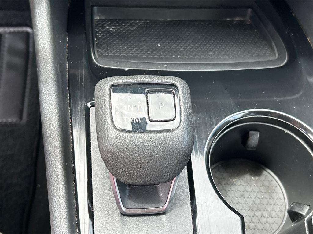 used 2021 Nissan Rogue car, priced at $21,156