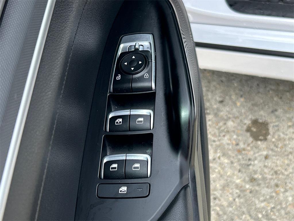 used 2023 Kia K5 car, priced at $22,613