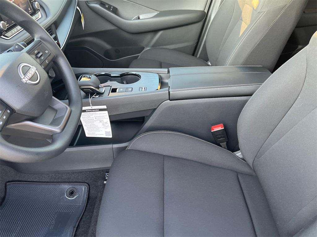 new 2025 Nissan Rogue car, priced at $28,880