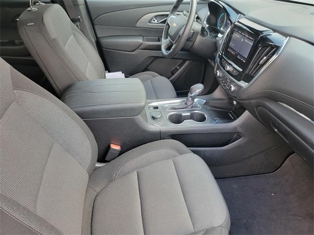 used 2022 Chevrolet Traverse car, priced at $30,476