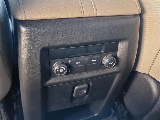 used 2023 Chevrolet Traverse car, priced at $26,990