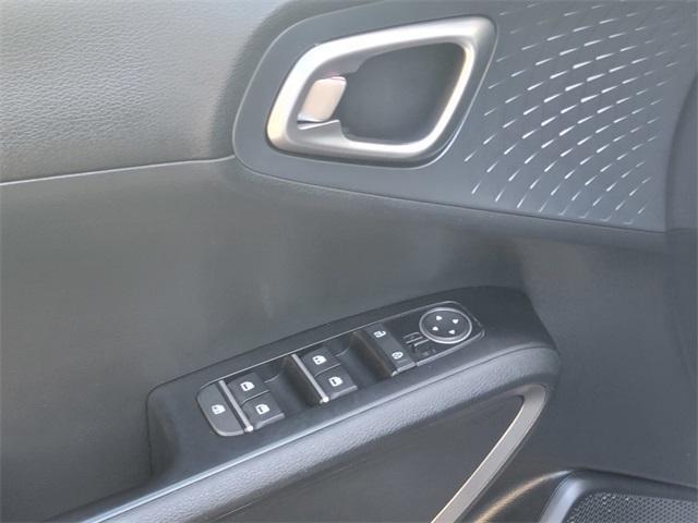 used 2021 Kia Soul car, priced at $14,987
