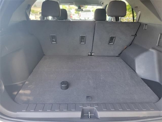 used 2024 Chevrolet Equinox car, priced at $23,990