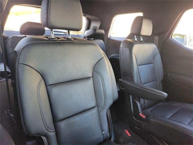 used 2022 Chevrolet Traverse car, priced at $23,476