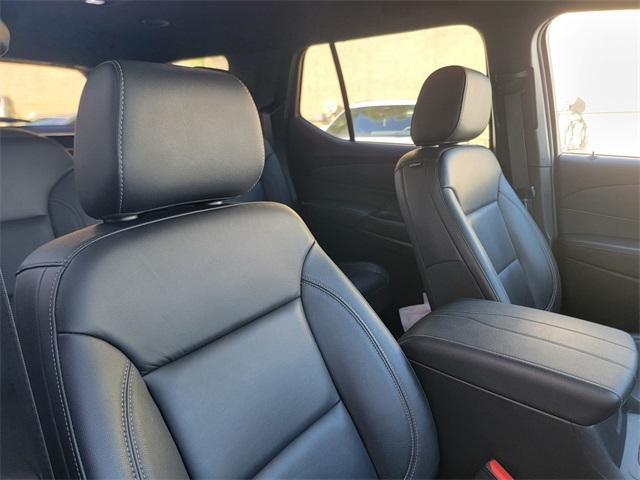 used 2022 Chevrolet Traverse car, priced at $23,476
