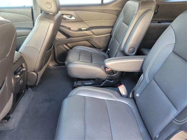 used 2022 Chevrolet Traverse car, priced at $23,476