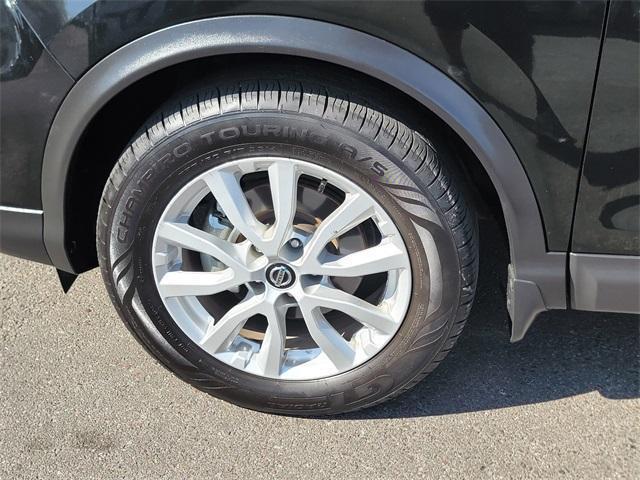 used 2022 Nissan Rogue Sport car, priced at $18,998