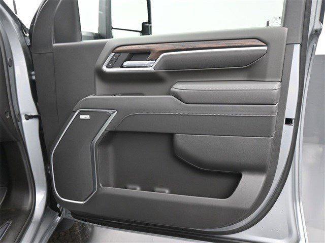 new 2025 GMC Sierra 2500 car, priced at $83,645