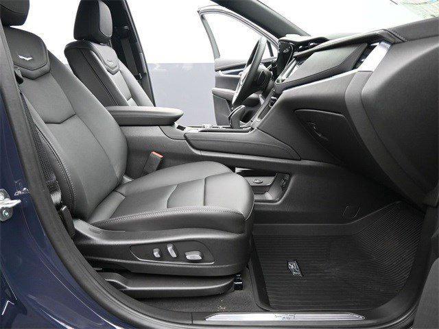 new 2025 Cadillac XT5 car, priced at $59,915