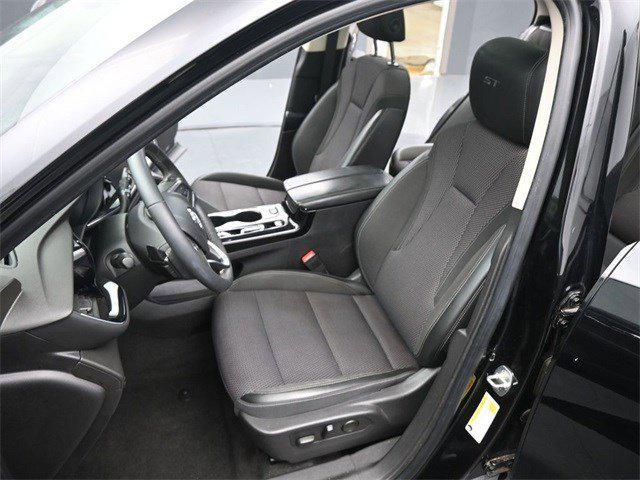 used 2022 Buick Envision car, priced at $25,199