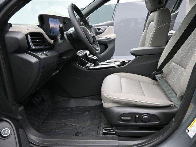new 2025 Buick Envista car, priced at $32,010