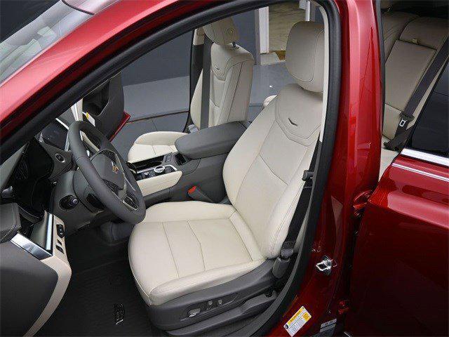 new 2025 Cadillac XT5 car, priced at $61,385