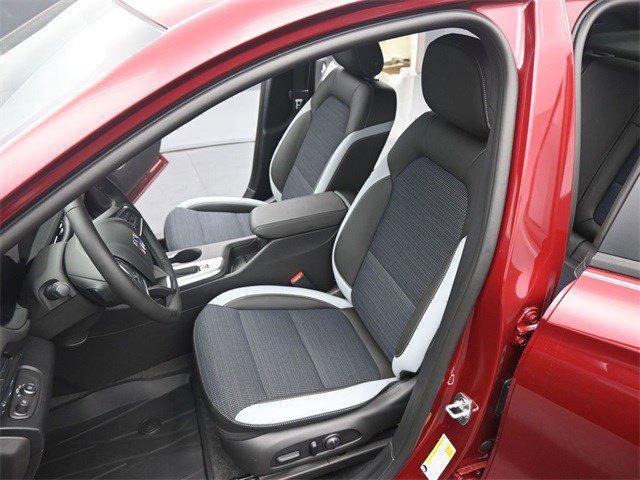 new 2025 Buick Envista car, priced at $26,835