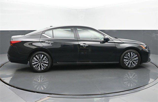 used 2023 Nissan Altima car, priced at $19,999
