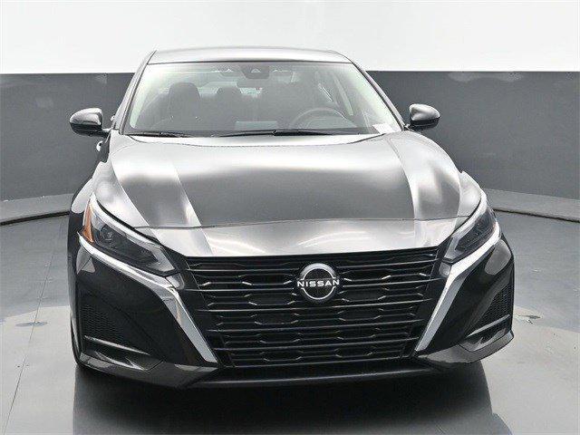 used 2023 Nissan Altima car, priced at $19,999