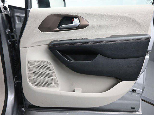 used 2018 Chrysler Pacifica car, priced at $11,499