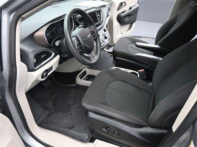 used 2018 Chrysler Pacifica car, priced at $11,499