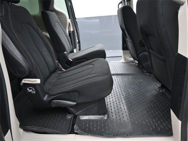 used 2018 Chrysler Pacifica car, priced at $11,499