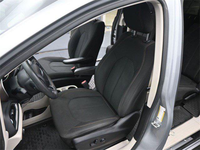 used 2018 Chrysler Pacifica car, priced at $11,499