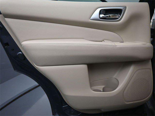 used 2014 Nissan Pathfinder car, priced at $7,900