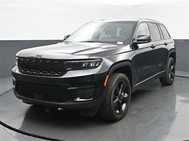 used 2023 Jeep Grand Cherokee car, priced at $34,999