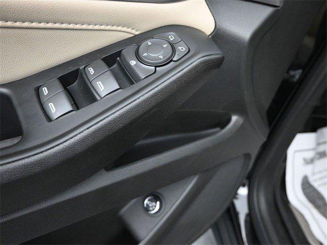 used 2023 Chevrolet Traverse car, priced at $33,499