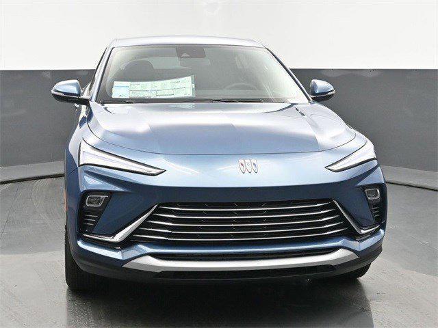 new 2025 Buick Envista car, priced at $27,430