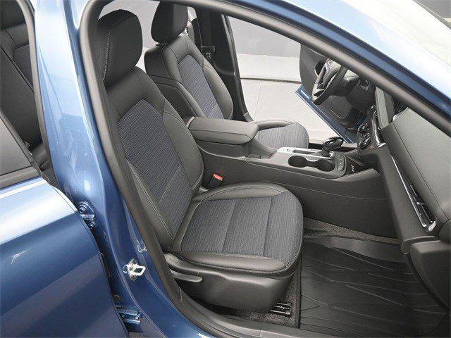 new 2025 Buick Envista car, priced at $27,430