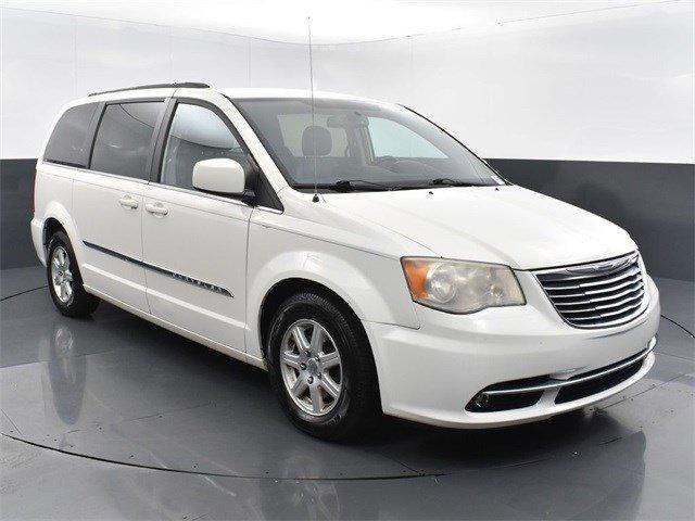 used 2013 Chrysler Town & Country car, priced at $7,997