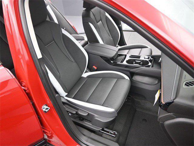 new 2025 Buick Envision car, priced at $43,735