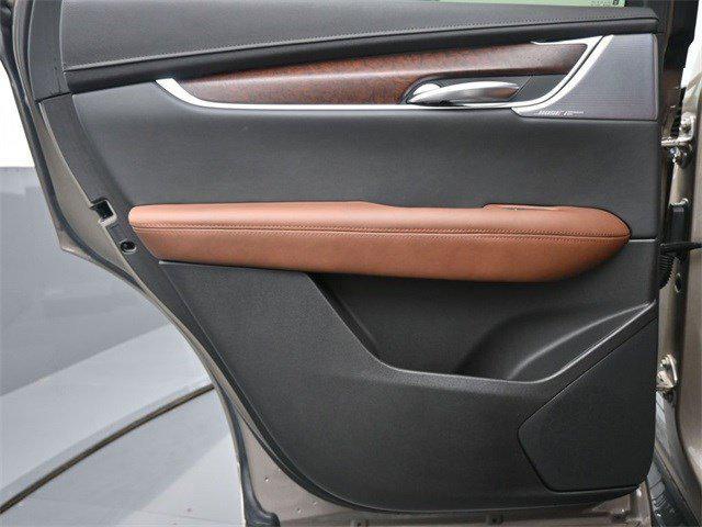 used 2023 Cadillac XT5 car, priced at $33,999