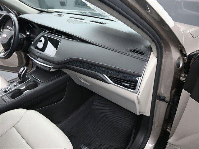 used 2023 Cadillac XT4 car, priced at $32,471