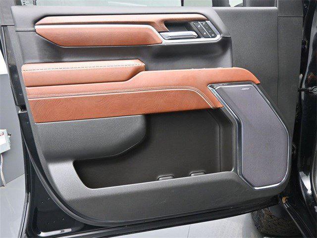 used 2024 GMC Sierra 2500 car, priced at $71,956