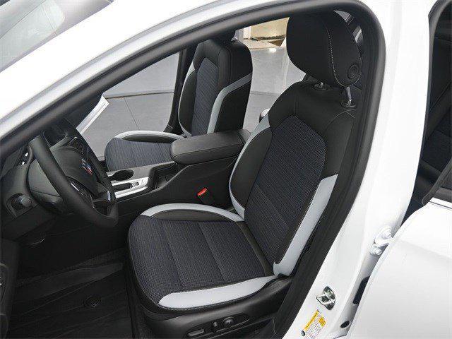 new 2025 Buick Envista car, priced at $26,340