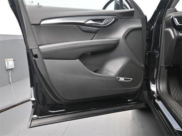 new 2025 Buick Envision car, priced at $38,390
