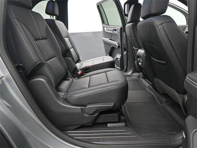 new 2025 GMC Acadia car, priced at $50,590